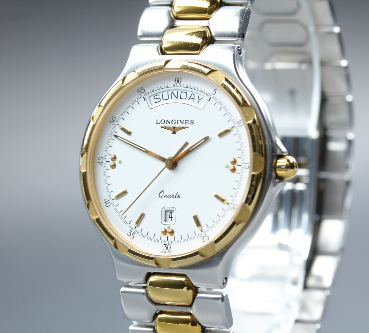 Rare! [N MINT] Longines Conquest L1.615.3 White Dial Day/Date Quartz Men's Watch