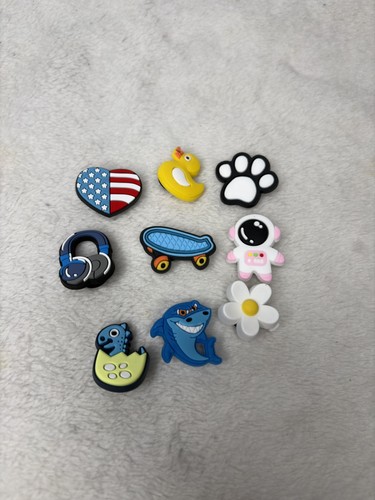 Lot of 8 Crocs Jibbitz Shoe Charms  American flag Shark Duck Dinosaur Paw MINT 