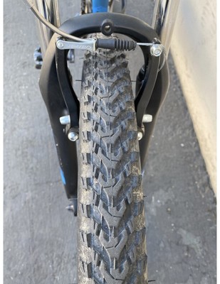 2020 Trek 820, Size 13\