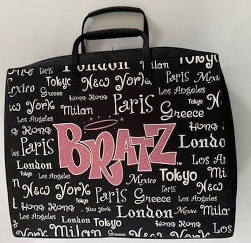 Bratz Doll Case, 2003 MGA World Tour, Carry Case w/ Clothing Insert Organizers