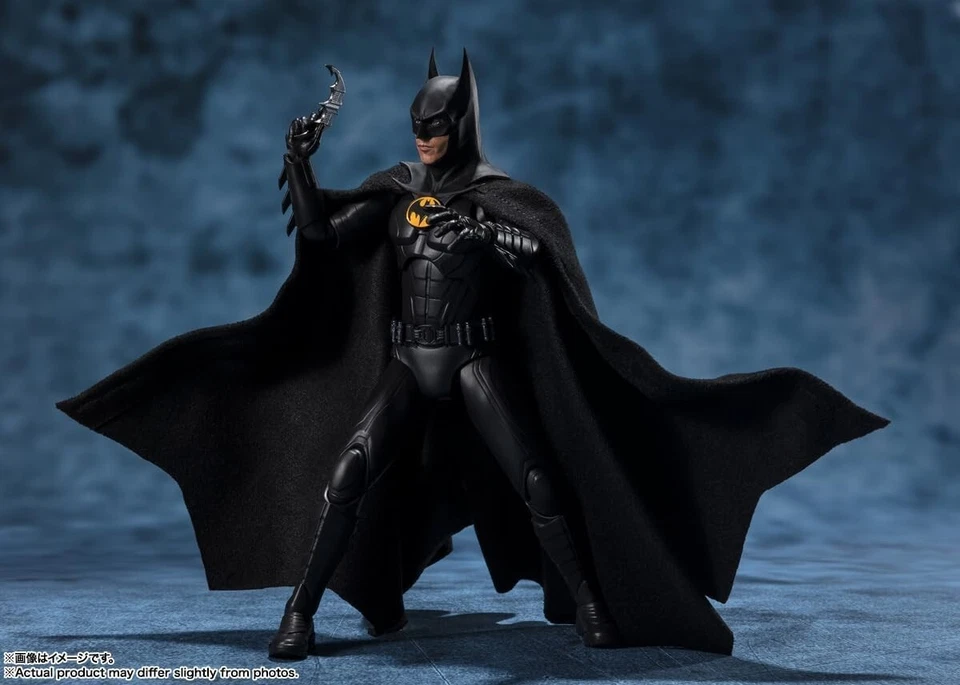 Bandai S.H.Figuarts Batman The Flash DC UNIVERSE from Japan - Image 4 of 4
