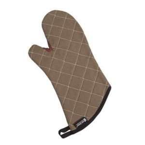 San Jamar BestGuard Oven Mitts Brown 800FG17 Pair 17"