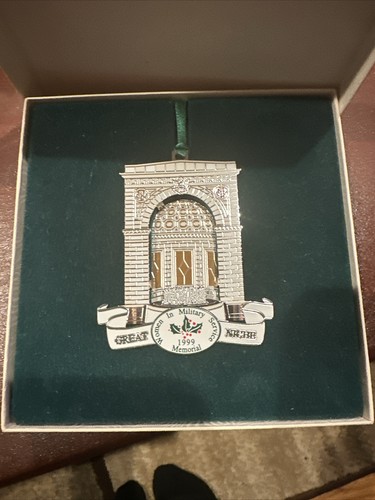 1999 Ornament Women in Military Service Memorial Great Niche Holiday Christmas - Picture 2 of 3