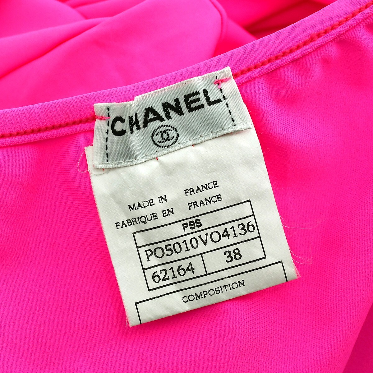 CHANEL ピンク ロゴ刺繍 Tシャツ 38/40 CHANEL ピンク ロゴ刺繍 Tシャツ 38/40 CHANEL Vintage 09C CC