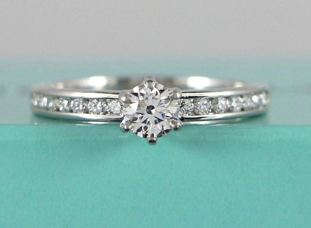 $5,250 Tiffany \u0026 Co Platinum 0.38 Round 