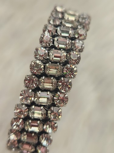 Vintage 3 Rows Round Rectangular Cut Clear Crystal Rhinestone Expansion Bracelet - Picture 13 of 15