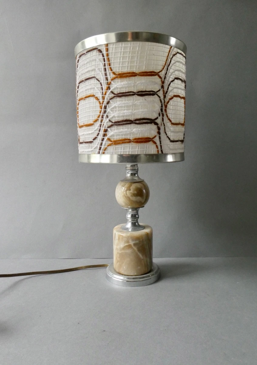 LAMPE A PÉTROLE CRISTAL DE BACCARAT ET PIED ONYX ET BRONZE H= 59 CM