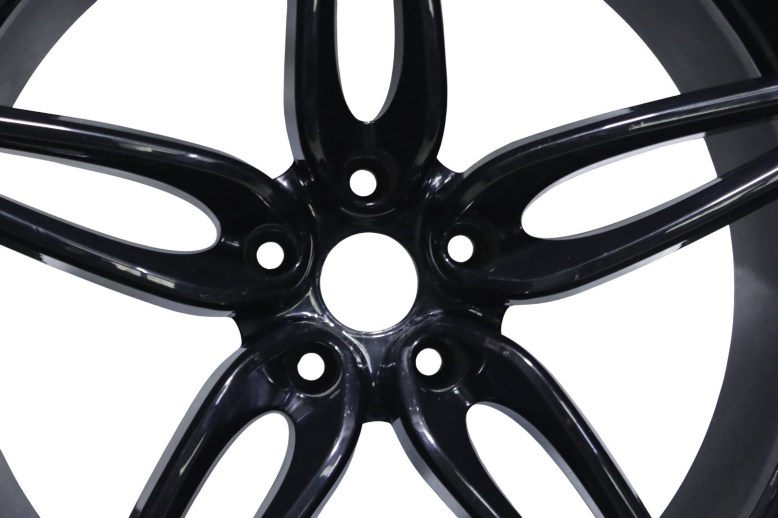McLaren 570S Rear 20 Inch 20 x 10 Original Wheel Rim 2016 - 2021 OEM