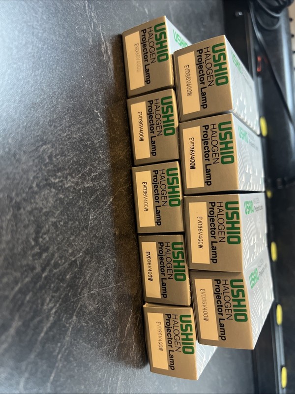 USHIO EVD Projector Lamp 36V 400 Watt (lot of 9)
