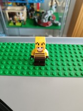 Genuine Lego Minecraft Minifigure... Beekeeper no wing   Lot 5/2
