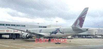 FOTO FLUGZEUG A7-BEK - BOEING 777-3DZ(ER) - PSG LACKIERUNG LHR 230126 SJO-CDG-L