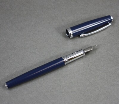 Cerruti 1881 Islington Navy Füllfederhalter fountain pen NSM5582N (49) (102)