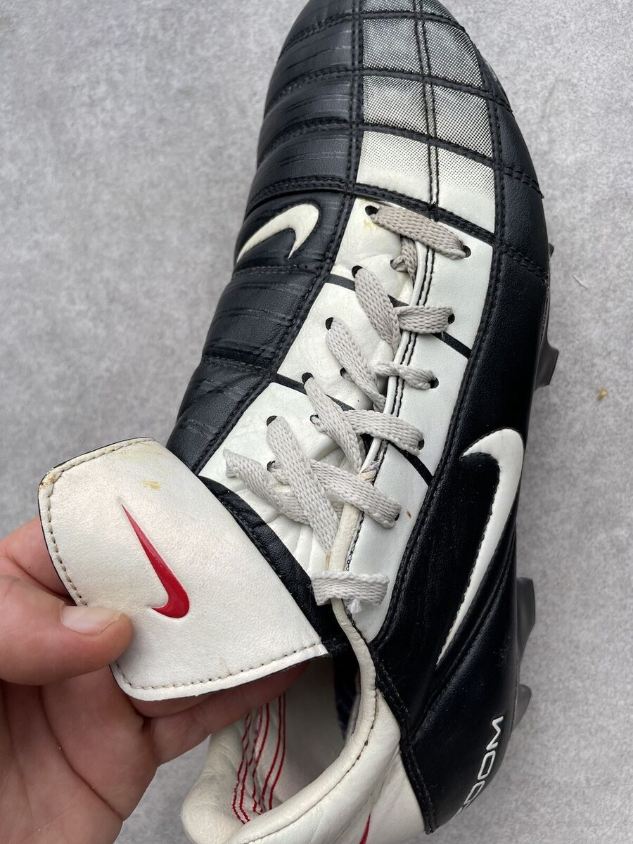 Vintage 2000s Nike Total 90 Air Zoom Cleats Rare Soccer Pro Vintage 2000s Nike Total 90 Air Zoom Cleats Rare Soccer Pro