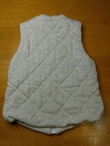 OSHKOSH B'gosh Genuine Girl's Quilted Beige Warm Zip Up Vest Sz with Pockets 4T - Picture 3 of 6
