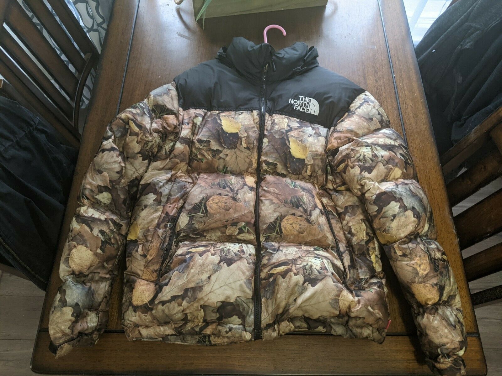 2016 F/W Supreme X The North Face Nuptse Leaves Coat Size Medium USED  AUTHENTIC