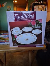 Nib Johann Haviland Traditions 5 Pc Set.of Moss Rose Fine Porcelain China Set...