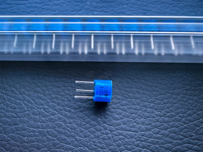 T7YA472MT20 Vishay Sfernice 4.7kOhm Trimmer Resistor 7mm Turn Top THT T7 YA 4k7