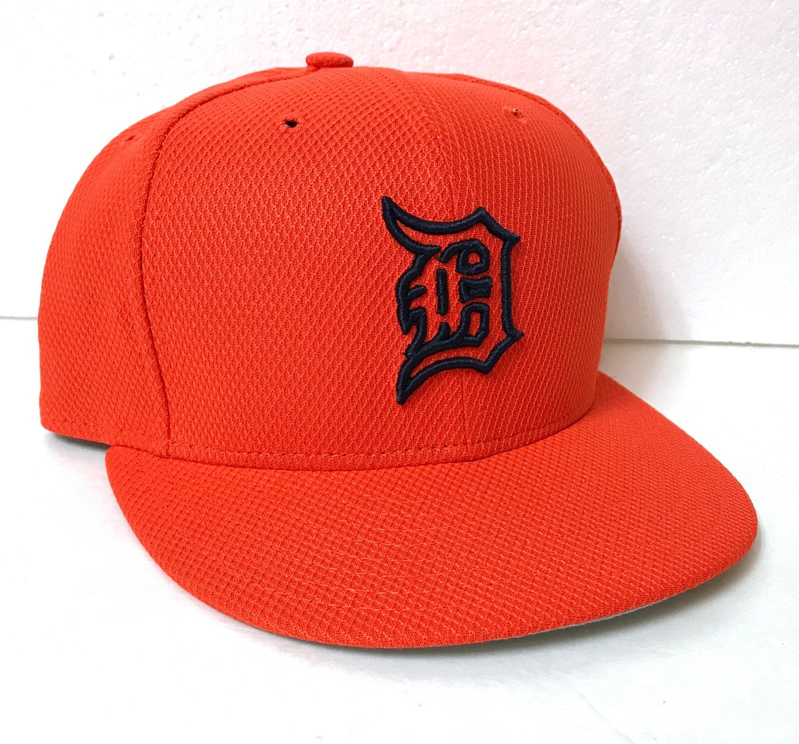 DETROIT TIGERS HAT mens FITTED SIZE 7-1 