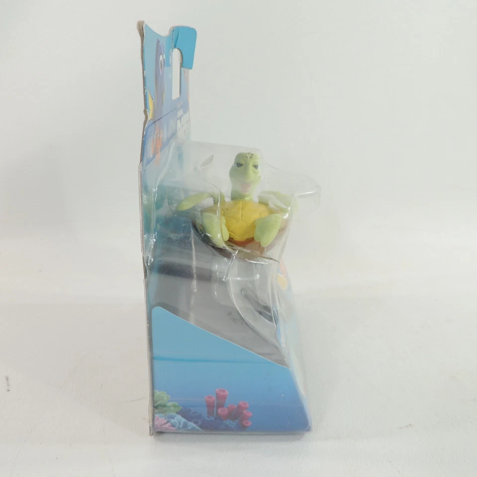 Disney Pixar Finding Dory Swigglefish CRUSH Figure Bandai 2016 NEW Sealed - Image 4 of 4