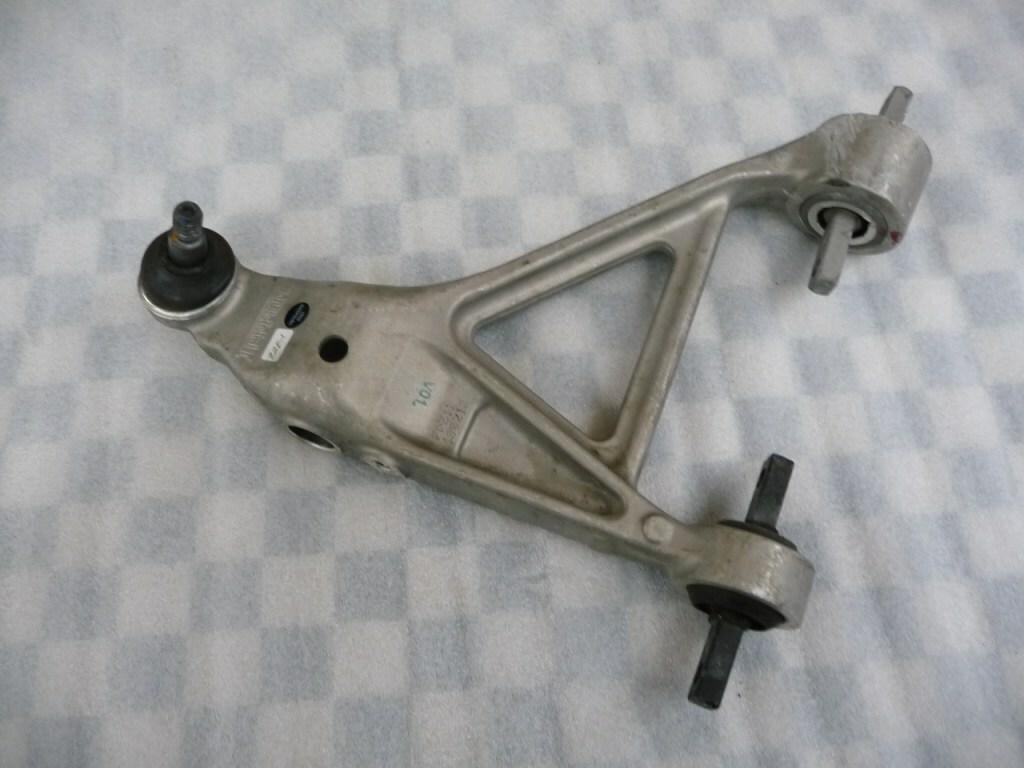 Ferrari California Right Front Lower Control Arm Ball Tie Rod 242496, 221934 OEM