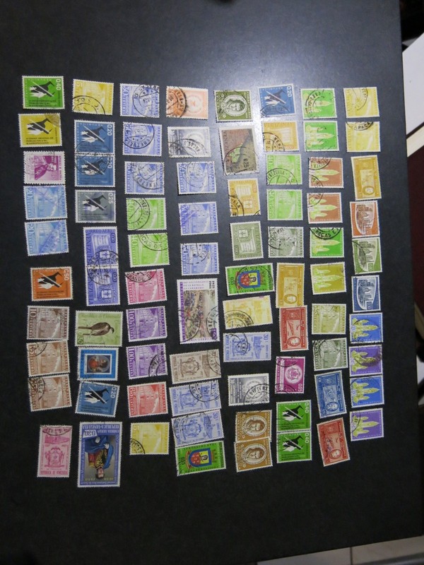 300+ used stamps from Venezulea, very nice condition, No Reserve.