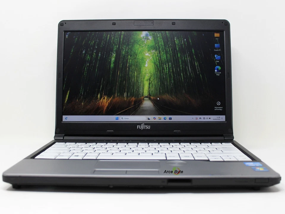 LIFEBOOK FUJITSU S762 13" CORE i5 2,60 GHz RAM 4 GB SSD 128 GB WINDOWS 11 PRO - Immagine 2 di 4