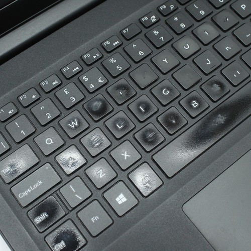 Dell Latitude 3500 Core i5 8365U Laptop Windows 11 15" FHD 16GB 256GB SSD USB C - Afbeelding 11 van 17