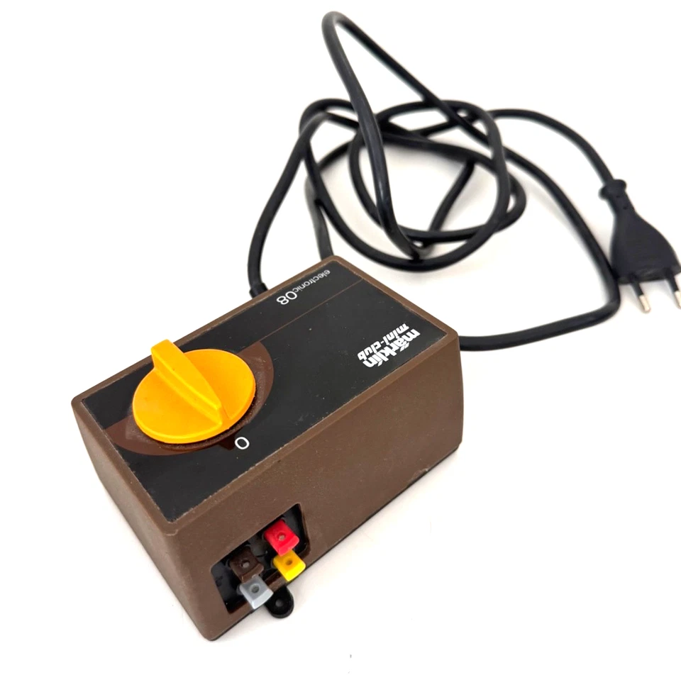 Marklin  Transformer Power Pack Z-Scale 220 VOLTS Electronic 08 - Image 2 of 3