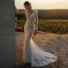 Boho Mermaid Wedding Dresses V-Neck Long Sleeve Lace Applique Train Bridal Gowns