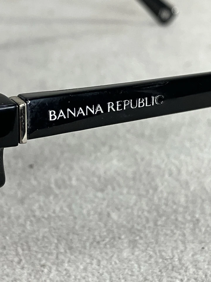 Banana Republic Sunglasses 140 - Image 4 of 4