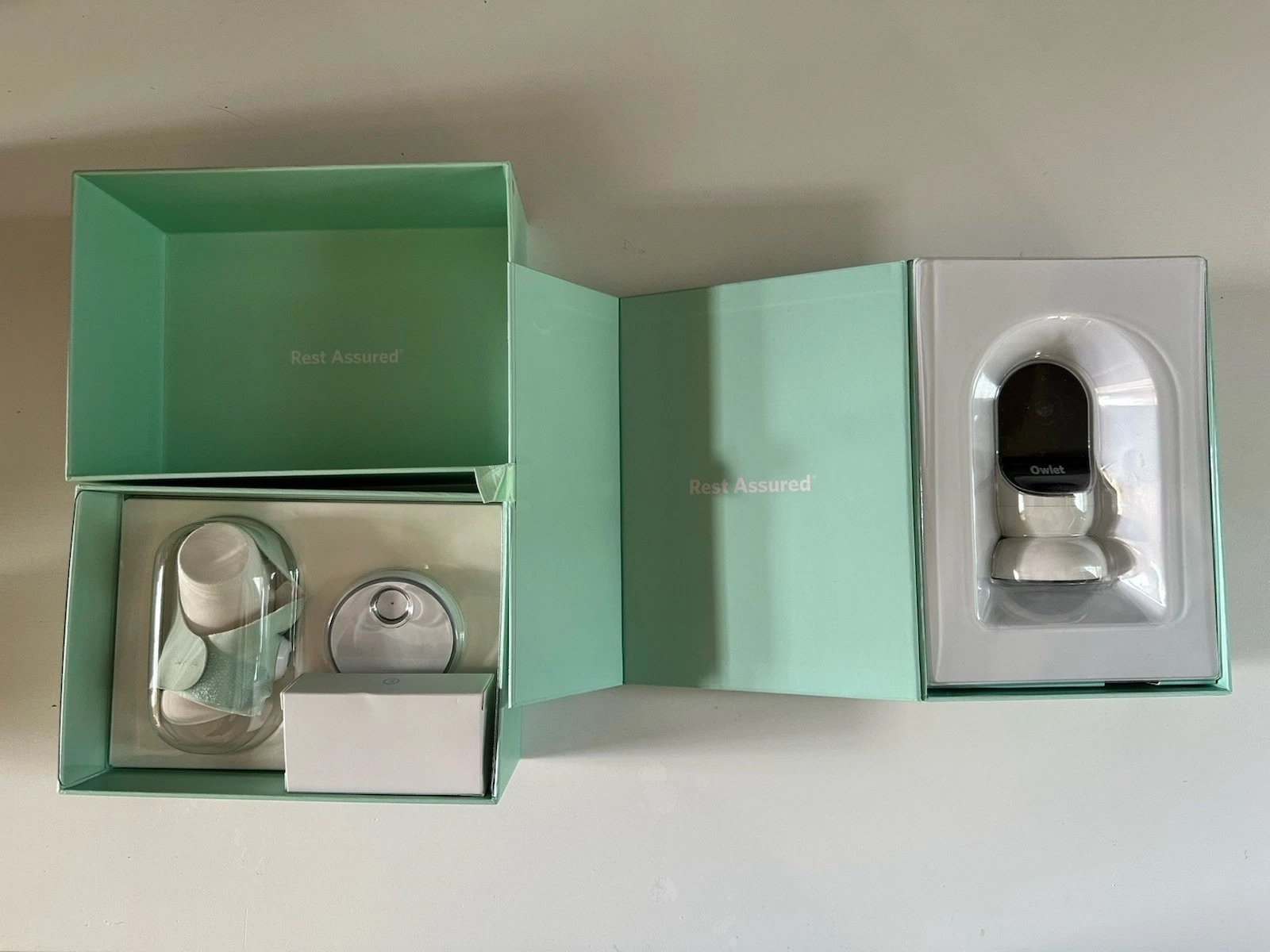 Owlet Dream Duo Smart Baby Monitor Dream Sock 1080p HD WiFi Video