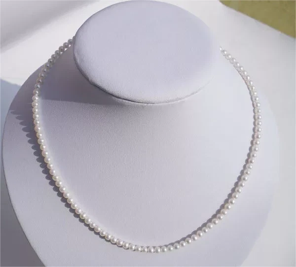 COLLAR DE PERLAS REDONDAS PERFECTAS COLOR BLANCO MAR SUR 18 PULGADAS 4 MM Foto 2 de 2