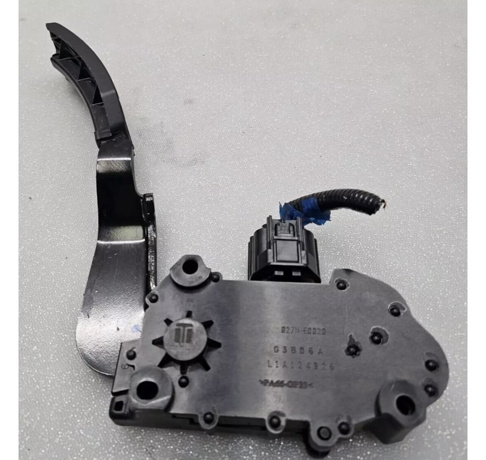 20032007 NISSAN MURANO Accelerator Gas Pedal Assembly eBay