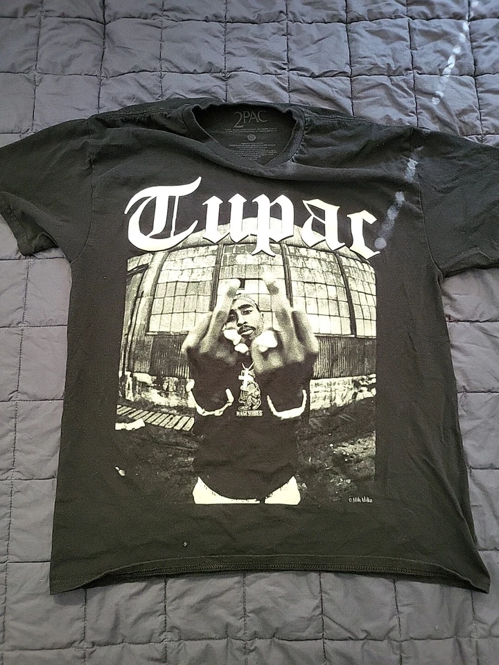 2PAC TUPAC RAW VIBES Double MIDDLE FINGER BLACK SHIRT SIZE Large - Image 3 of 4