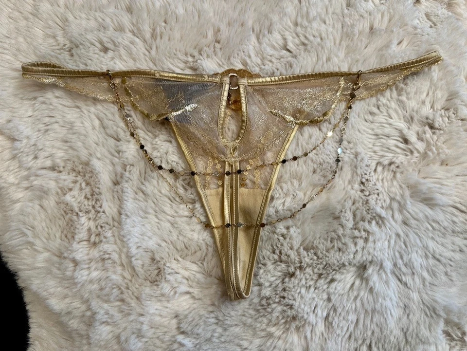 Tanga dourada RARA🔥 Honey Birdette GOLDY✨💛 XS - Imagem 2 de 4