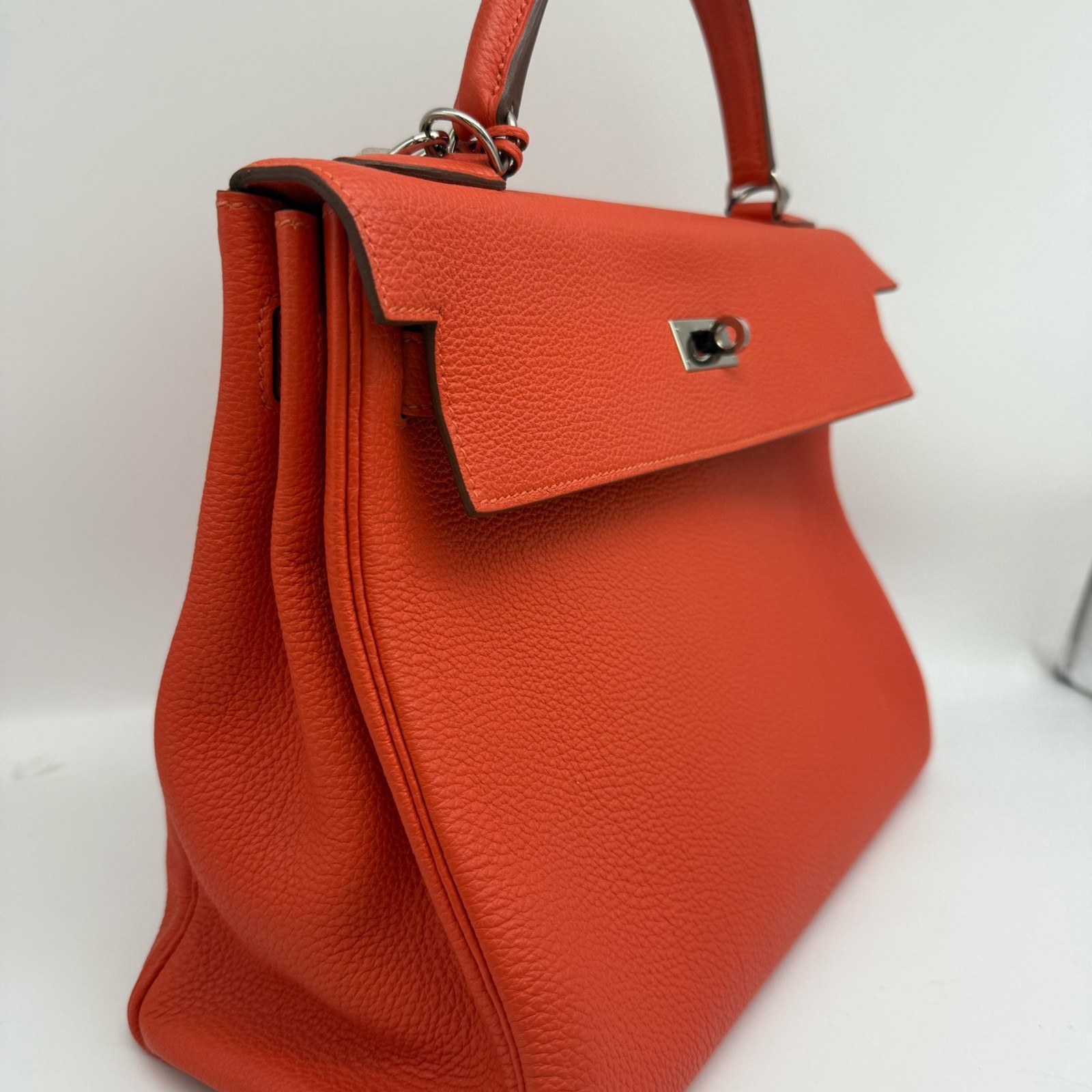 Hermès Kelly 32 Two-Way Handbag with Palladium Hardware - ## image 4