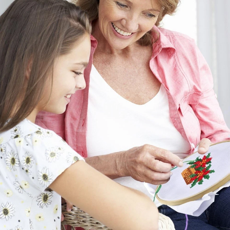 Vibrant 447 Color Embroidery Floss Set - Perfect for Friendship Bracelets - Image 3 of 4