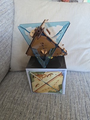Anti-Schwerkraft Puzzle Box von Puzzle Potato - Escape Room Puzzle Box