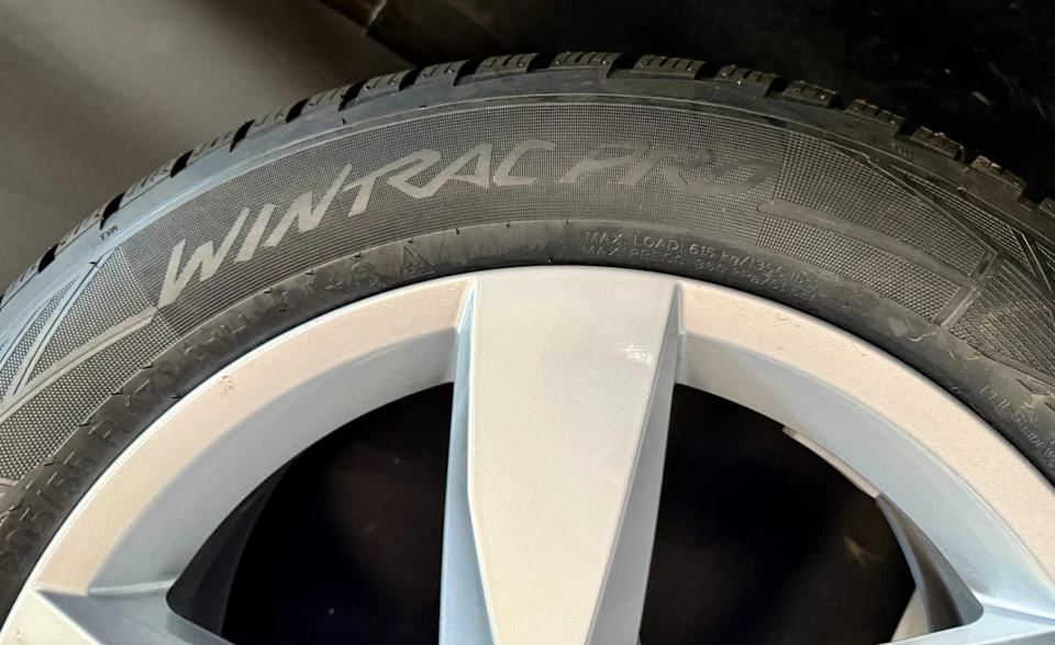 SATZ Original VW Alu Winterräder 205/55 R17 91H T-Cross Chesterfield NEUWERTIG - Bild 4 von 4