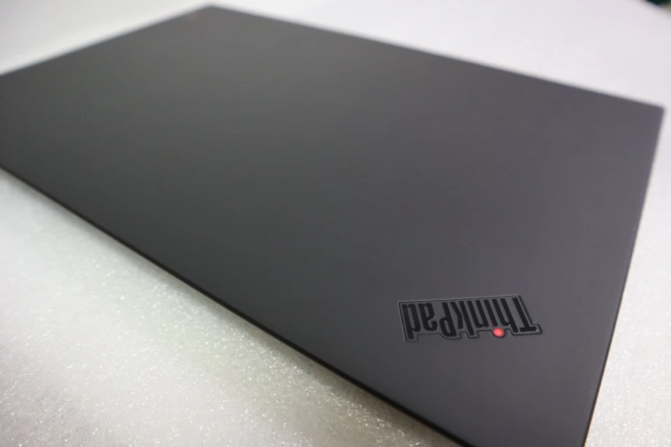 Lenovo ThinkPad X1 Carbon G6 · i7-8650U · 16GB · 4TB, Foto 4 von 5
