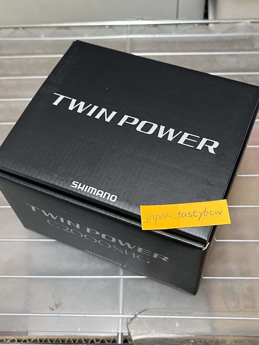Shimano 20 TWIN POWER C2000SHG Spinning Reel Made in Japan Shimano 20 TWIN POWER C2000SHG Spinning Reel Made in Japan