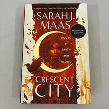Crescent City House of Earth and Blood Sarah J Maas Waterstones Exclusive SJM HC