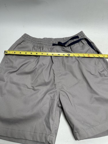 GERADE GESCHNITTENE SHORTS - KLASSISCH NEUTRAL - Bild 8 von 12