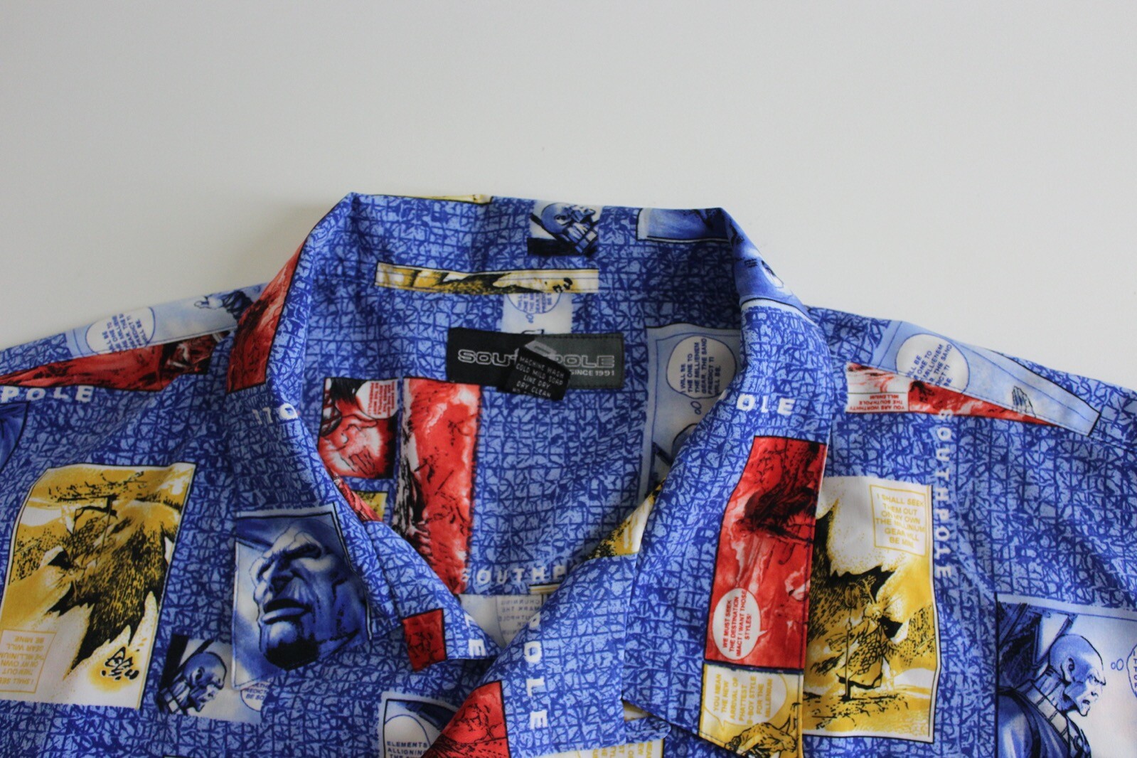 Southpole Comic Print RARE SHORT SLEEVE BUTTON UP SHI… Gem