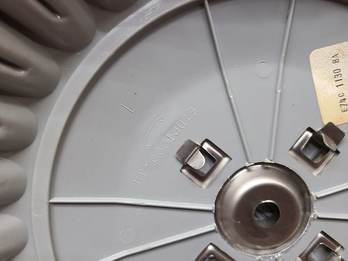 NOS NEW 1987-1990 Ford Taurus Wire Spoke 15" Hubcap Wheel Cover E7DC-1000-AA - Picture 6 of 7