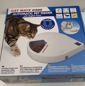 c500 cat feeder