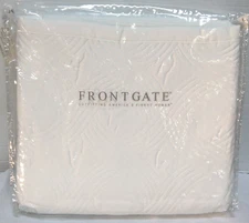 Frontgate Quilted bed Coverlet Cotton polyester fill bedspread quilt KING White