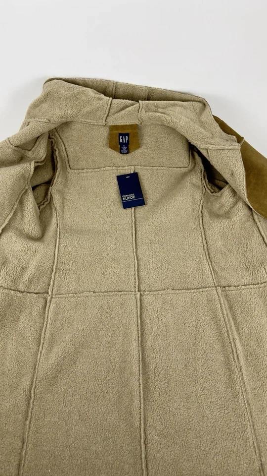 Abrigo de invierno con capucha de gamuza genuina color tostado Gap con piel de oveja sintética talla XL Foto 3 de 4
