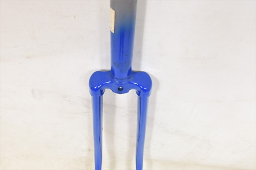 VINTAGE RALEIGH CLASSIC TOURIST SPORTS ROAD BIKE BLUE FORK RAB 717 - Picture 2 of 3