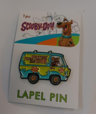 SCOOBY DOO LAPEL PIN NEW 2023 FUTURE VINTAGE OOP RARE COLLECTIBLE MYSTERY MACHIN